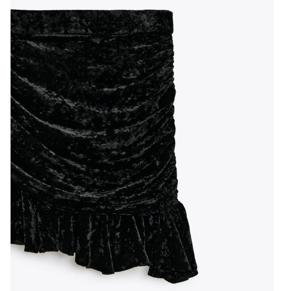 NWT ZARA High-Waist Velvet Asymmetrical Mini Skirt - Picture 7 of 9